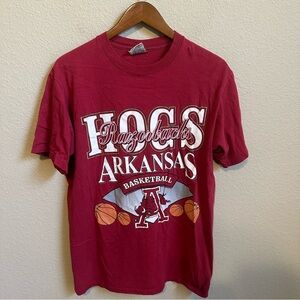 Vintage 90s Arkansas Razorbacks Hog Basketball T-Shirt